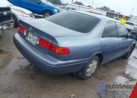 2000 Toyota Camry Ce from USA, damaged, VIN 4T1BG22K0YU710224
